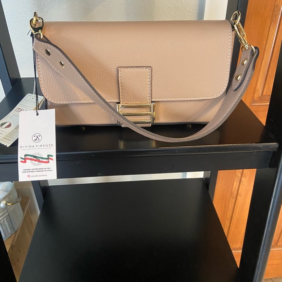 Divina Firenze Purse - Picture 3 of 5